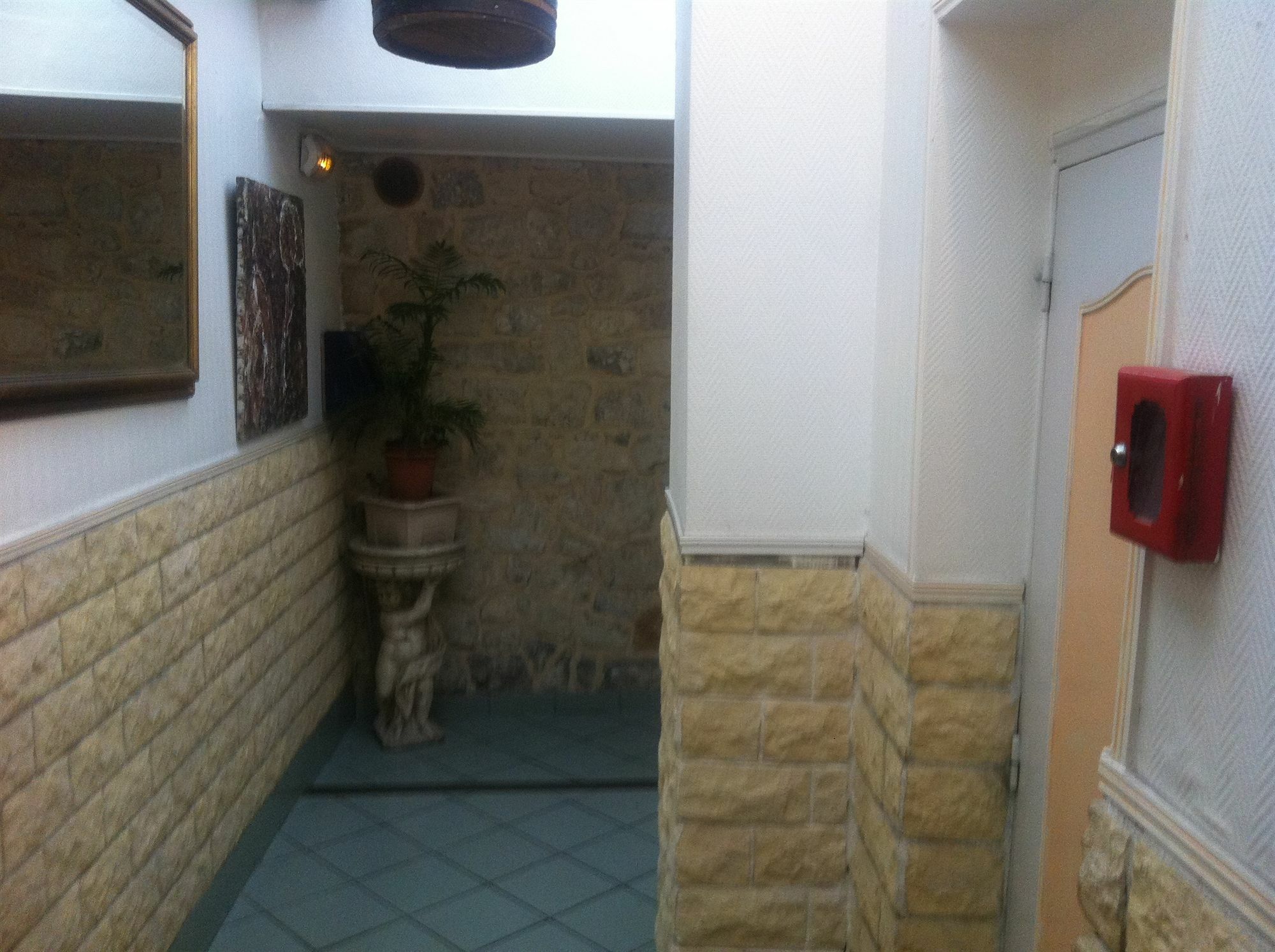 Hipotel Paris Montmartre Gare Du Nord מראה חיצוני תמונה